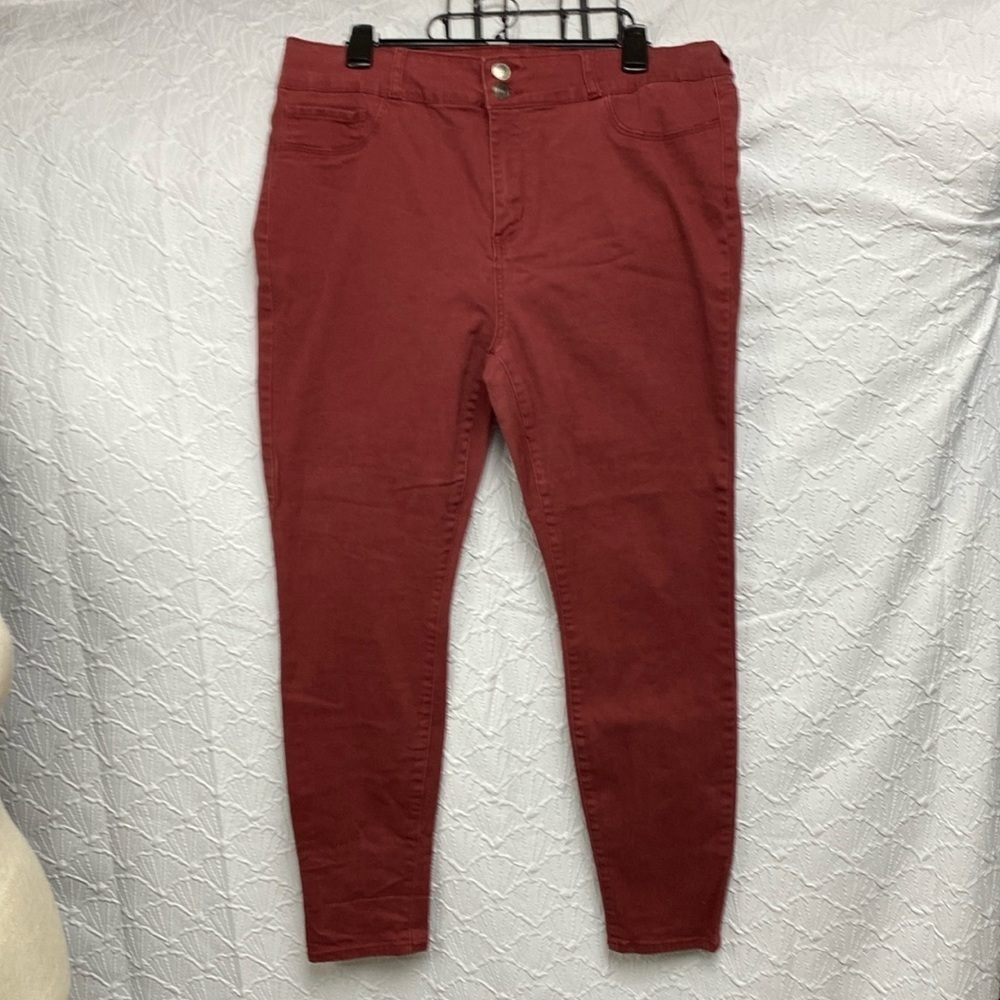 KIKI Larue size‎ 20